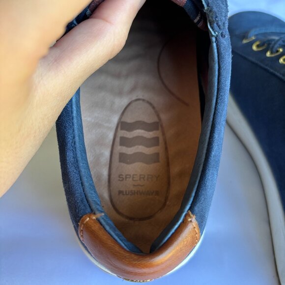Women's Navy Blue Suede Sperry's - Picture 4 of 7